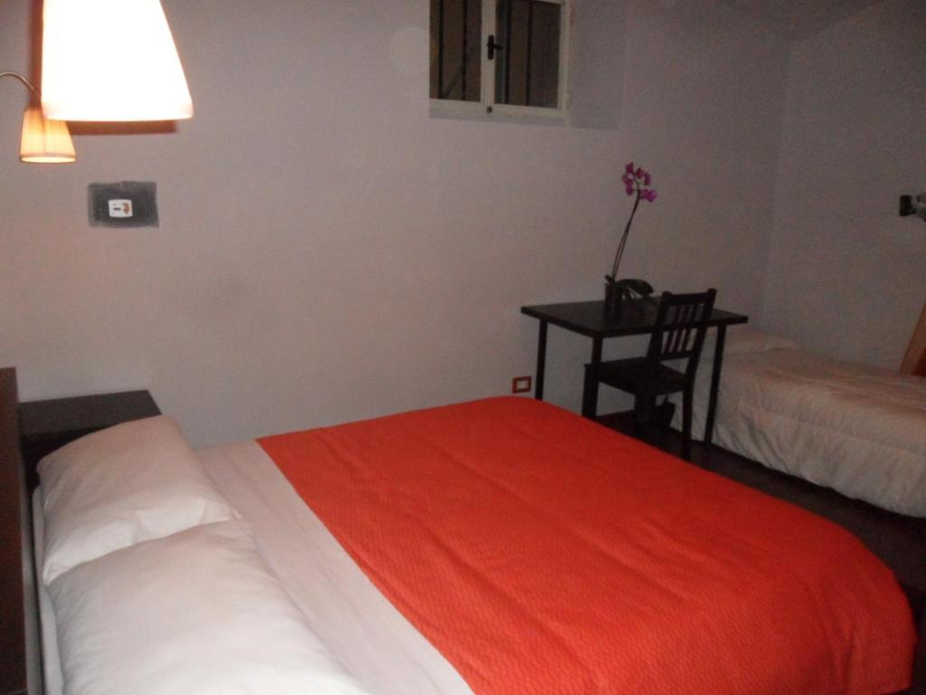 Pensión Aladino 3*